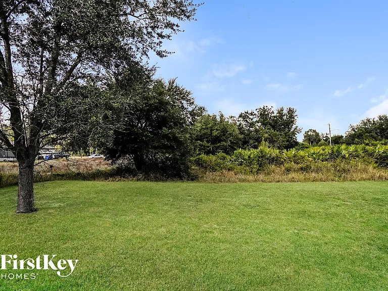 3002 45th St SW — Photo 14