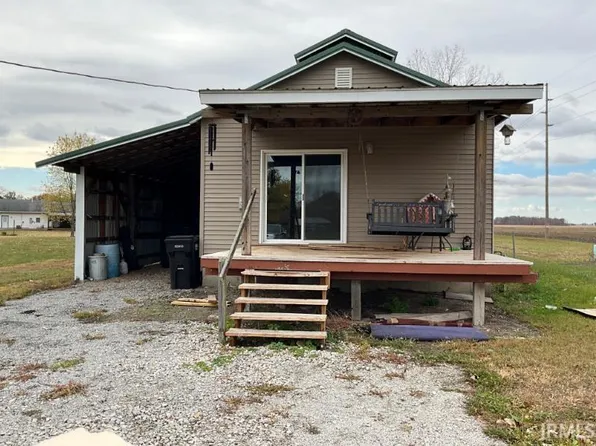 6068 N West St, Ossian, IN 46777