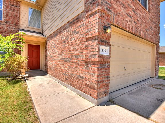 2nd image of 309 Wegstrom St