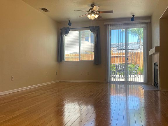 5th image of 9375 Sierra River Dr