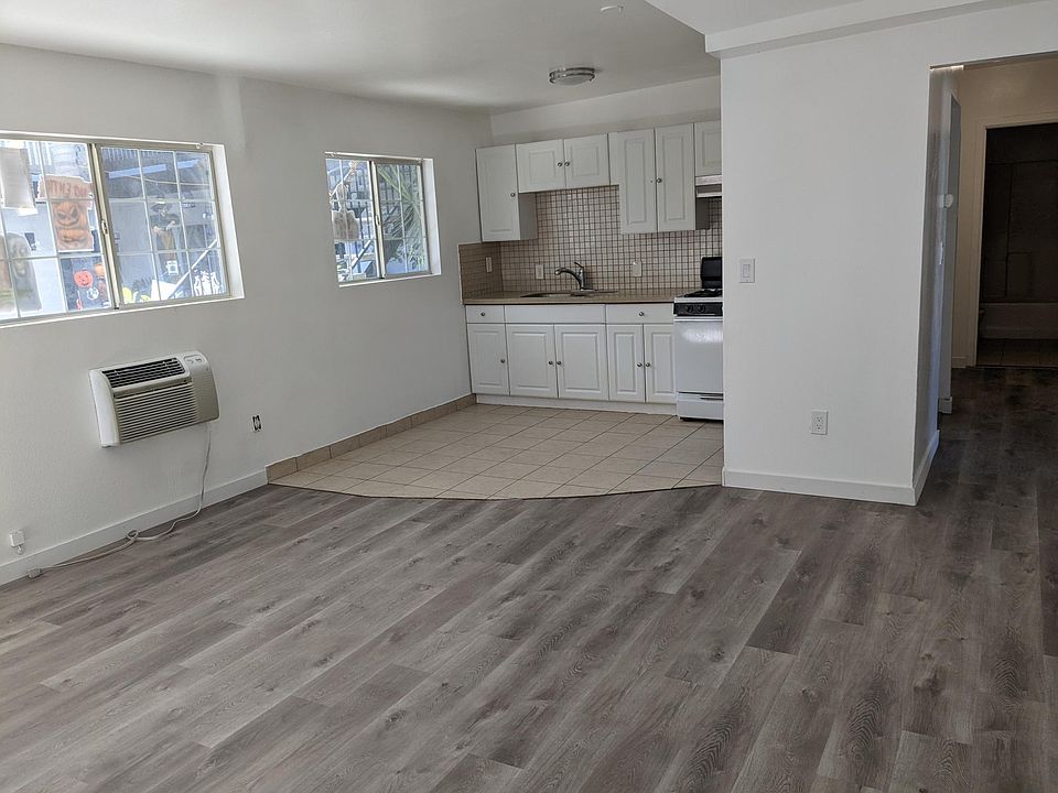1st image of 1335 W 2nd St APT 105