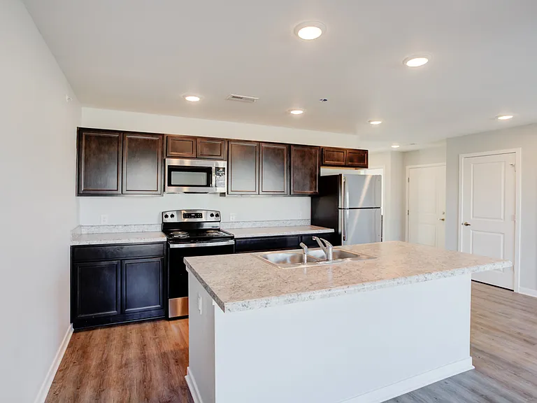 Cypress Point Apartments — Photo 51