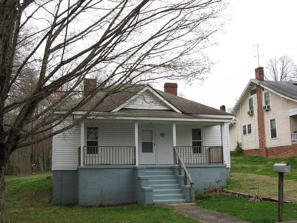 1st image of 907 McConnell Ave