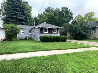 1832 McCurdy St, Oshkosh, WI 54902