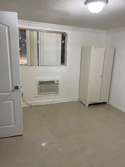 2nd image of 11240 NW 60th Ct