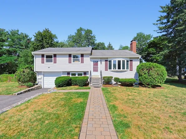 19 Weir Rd, Waltham, MA 02451