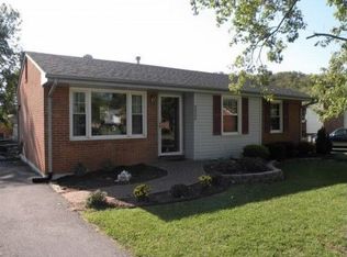 5520 Consul Dr, Roanoke, VA 24019
