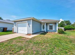 7636 Chablis Cir, Navarre, FL 32566