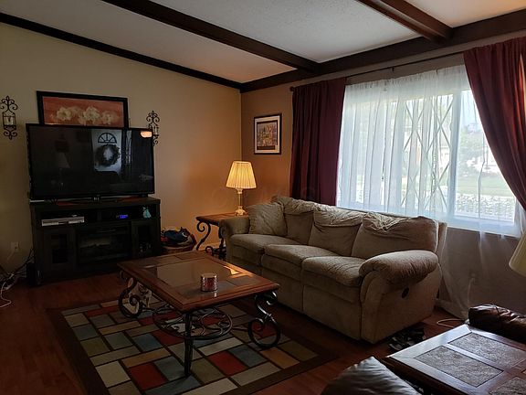 3rd image of 3385 Tareyton Dr