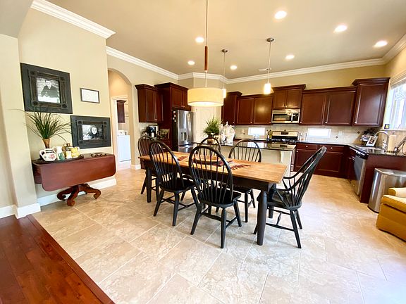 5th image of 3238 N Doyne Hamm Dr #3322