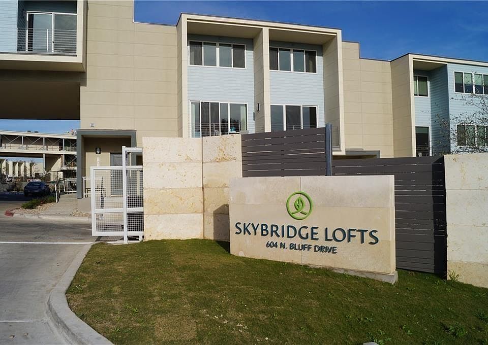 1st image of 604 N Bluff Dr Unit 230