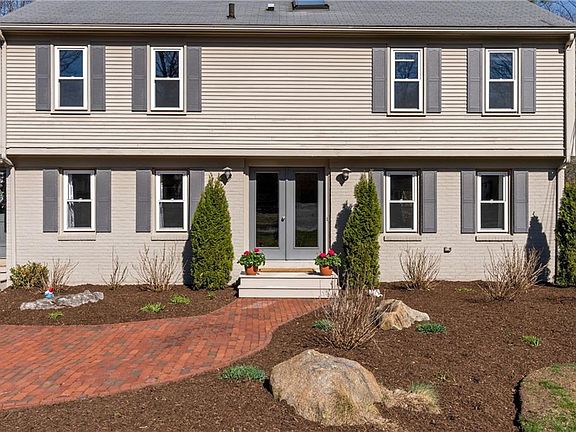 2nd image of 120 Cindyann Dr