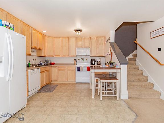 2nd image of 1907 W Dickerson St APT 7