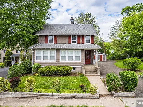 (undisclosed Address), Ridgewood, NJ 07450