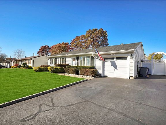 4th image of 88 Glenmere Way