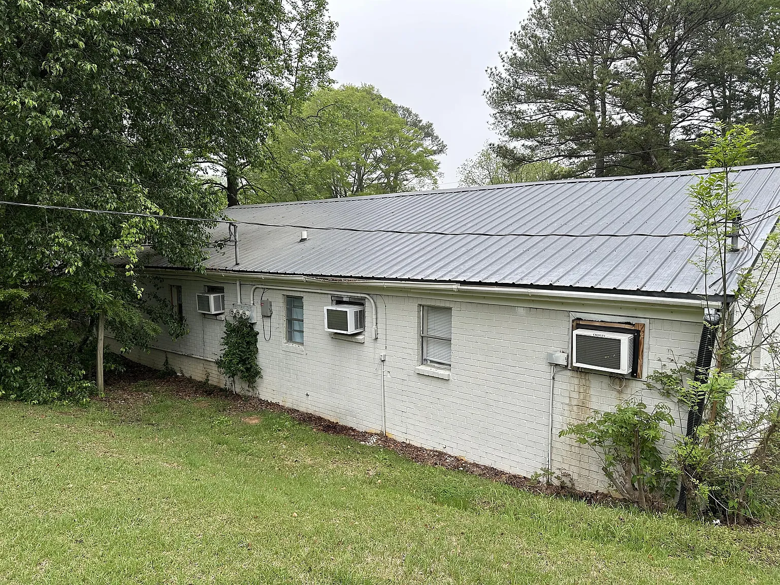 159 E Tenth St, Tupelo - Unit 4 — Photo 2
