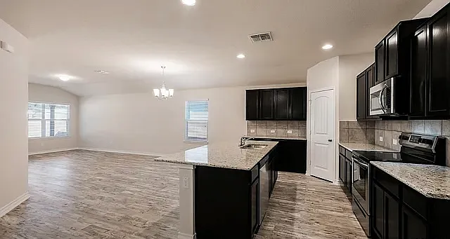 6514 Encore Oaks — Photo 3