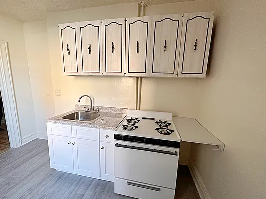 Rented by Brooklyn Property Group LLC | media 2