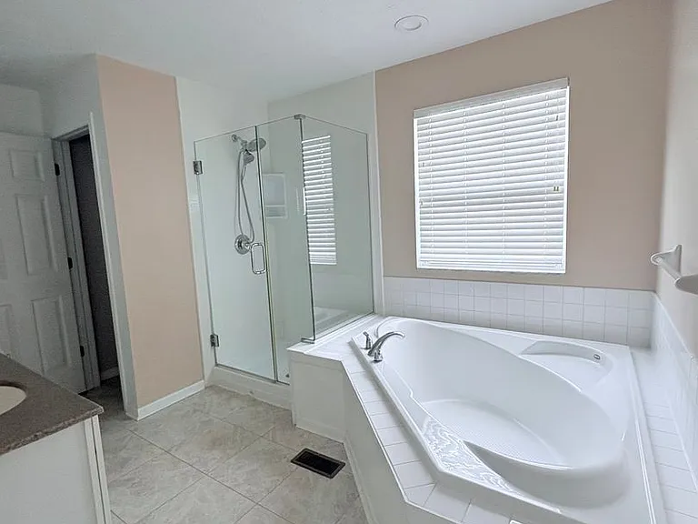 7735 Royal Park Dr — Photo 4