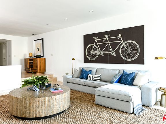 2nd image of 7301 Vista Del Mar APT A102