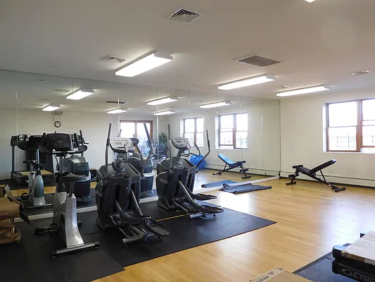 Sold by Bright Star Realty | media 9