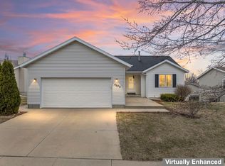 4609 Valley Dr NW, Rochester, MN 55901