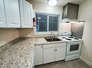 719 Bragaw St APT 2, Anchorage, AK 99508