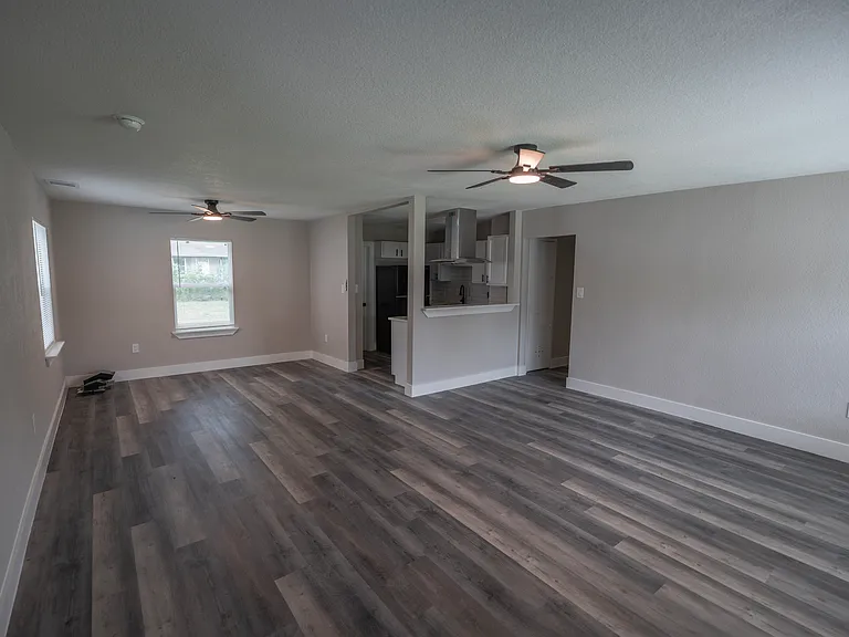2465 Garapan Dr — Photo 6