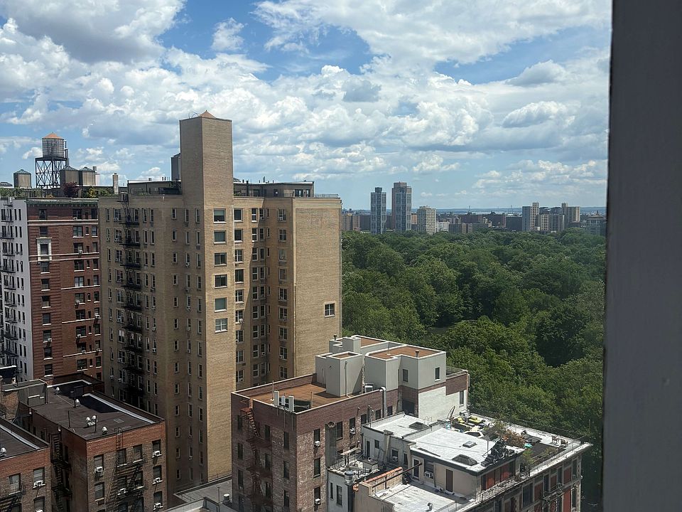 1st image of 400 Central Park W APT 18G