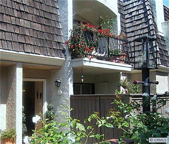 1st image of 624 Wilcox Ave