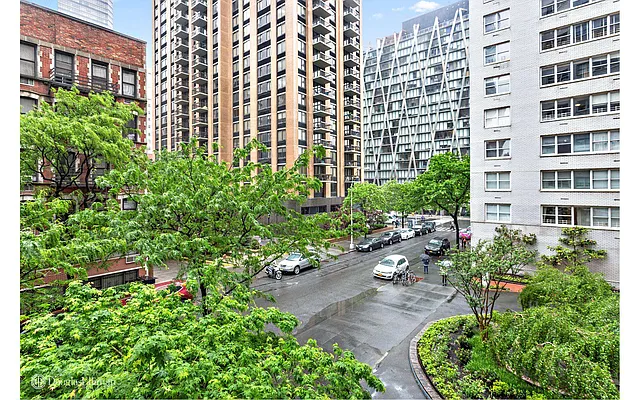 Rented by Douglas Elliman | media 10