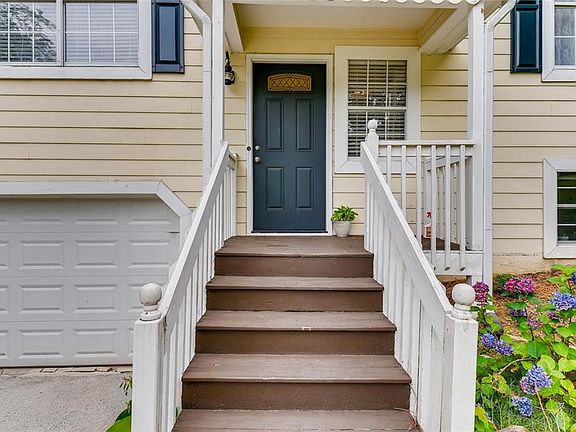 2nd image of 4021 Laurel Springs Way SE