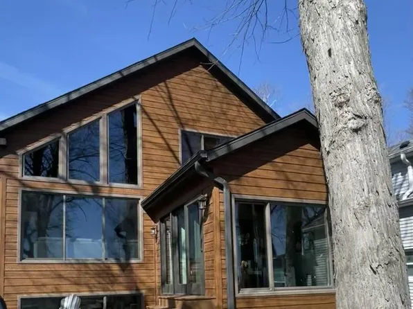 W7255 Firelane 2, Menasha, WI 54952