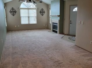 310 Pine Ridge Ct, Bellefontaine, OH 43311