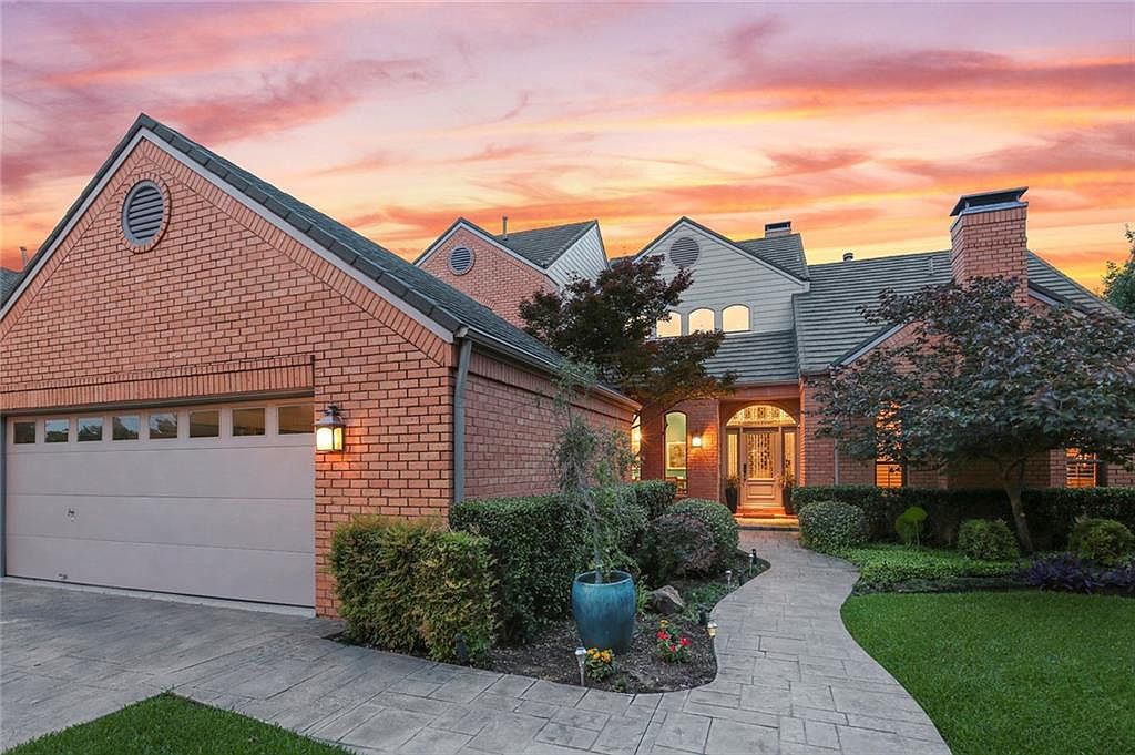 7702 Lakecrest Cir, Irving, TX 75063 Zillow