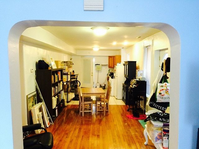 1st image of 2076 N Campbell Ave #1