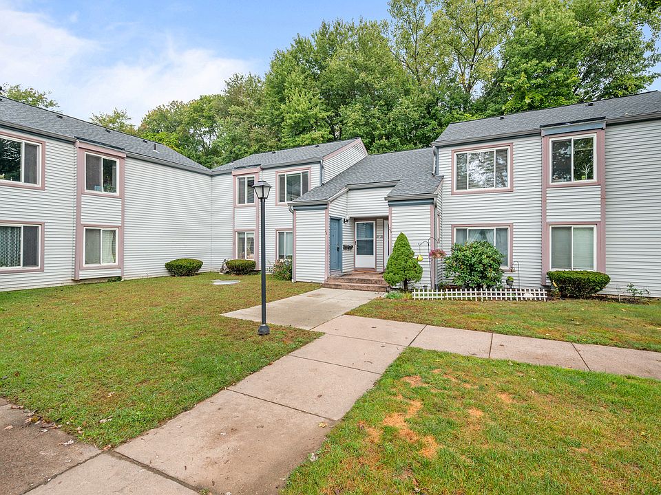 1st image of 28 Candlewood Drive #28