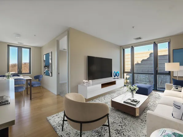 701 Ridge Hill Boulevard #8H, Yonkers, NY 10710