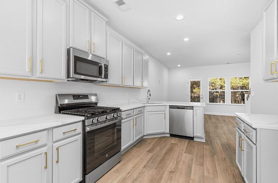 These photos are representative of this floor plan, but all options may not be available in every co