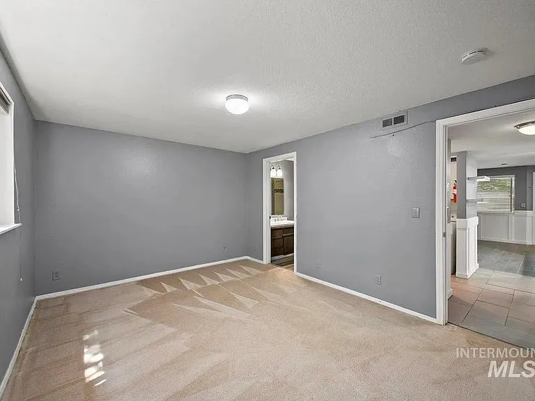 3761 S Gekeler Ln #172 — Photo 10