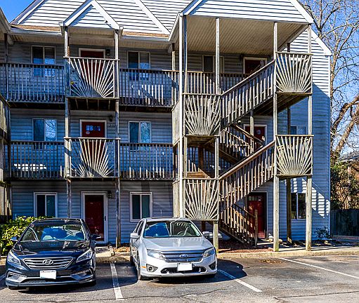 3rd image of 722 Lesner Ave APT 208