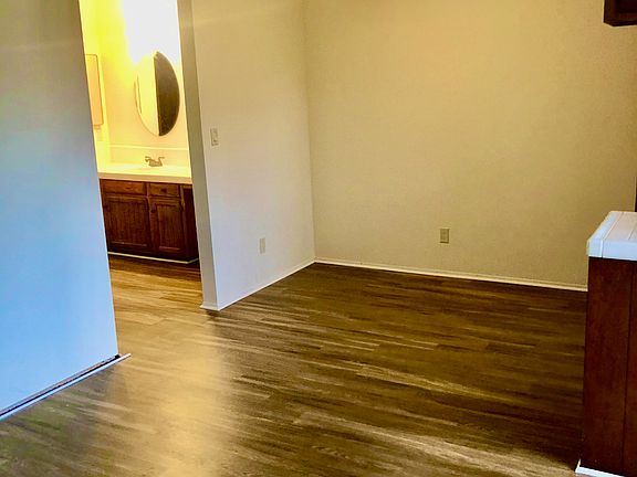 4th image of 7302 Mesa College Dr APT 26