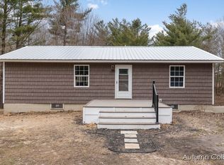 9008 W Dickerson Lake Rd, Greenville, MI 48838