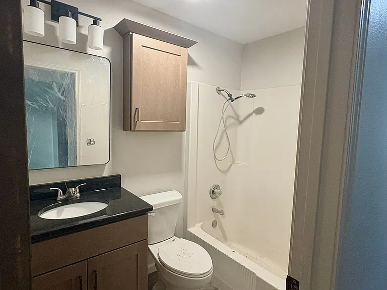 1507 S Olde Hickory Rd — Photo 4