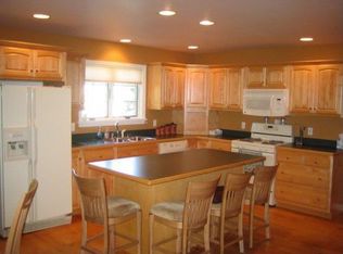 112 Colonial Ct, State College, PA 16801