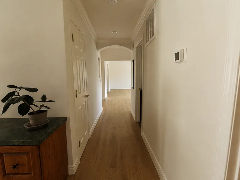 865 Singingwood Dr — Photo 3
