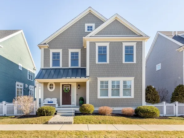 8 Cooks Farm Rd #8, Franklin, MA 02038