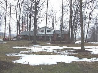 2nd image of 12201 Hickorycrest St NE