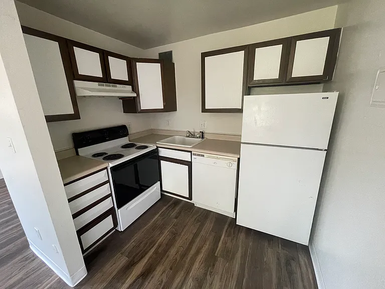 3540 Arthur Ct #2 — Photo 4