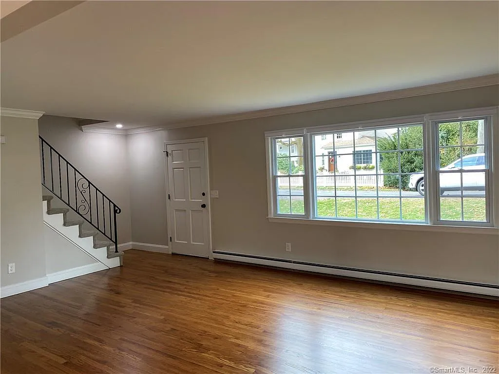 Building Photo - 138 Millport Ave
